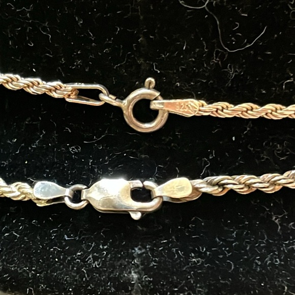 Lot of Sterling Silver Jewelry - Picture 3 of 4